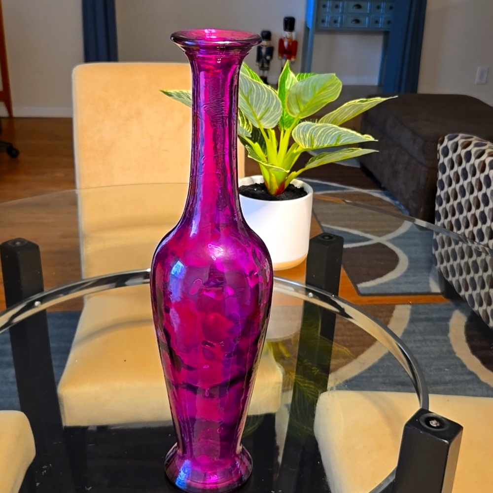 Retro, purple Amethyst  blown glass decorative art vase made in spain 16.5 '